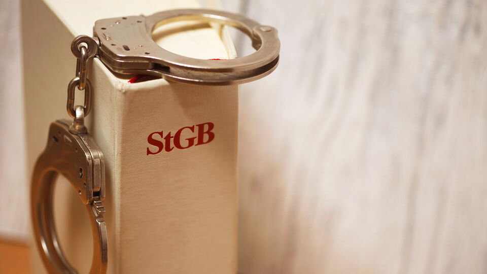 Festnahme, Durchsuchung oder Vorladung - anwaltliche Hilfe durch Kanzlei Glück