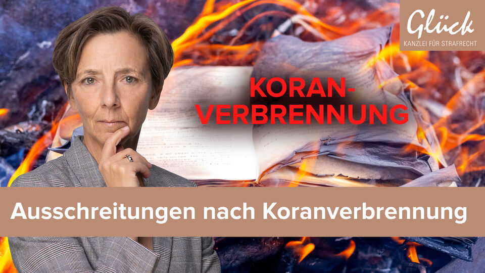 Brennendes Buch als Symbol für Diskussion um Religionsfreiheit