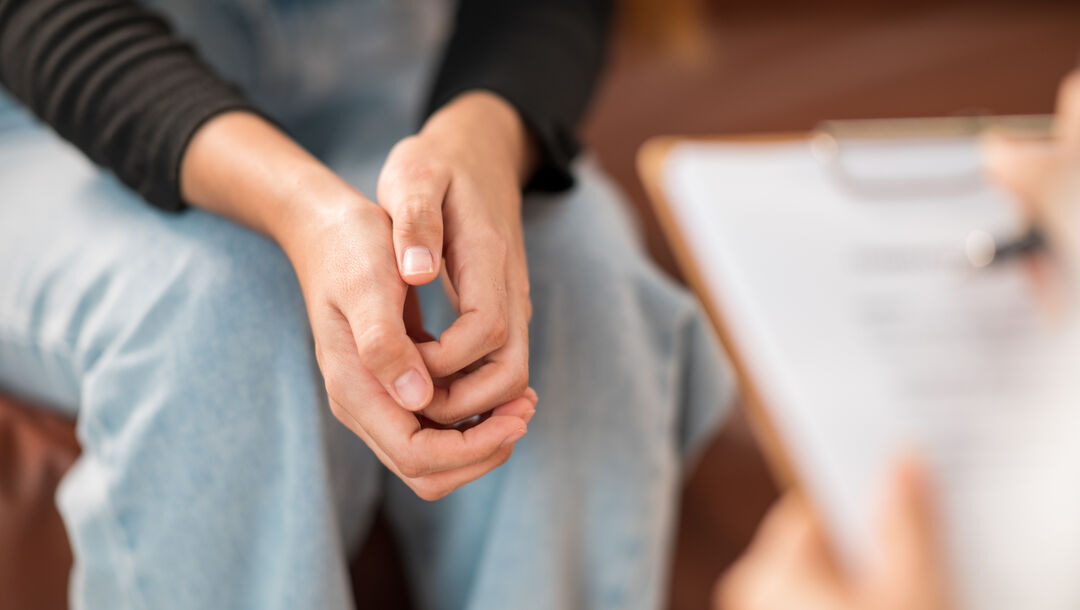 Therapiegespräch als Maßnahme im Rahmen der Rückstellung der Strafvollstreckung nach § 35 BtMG